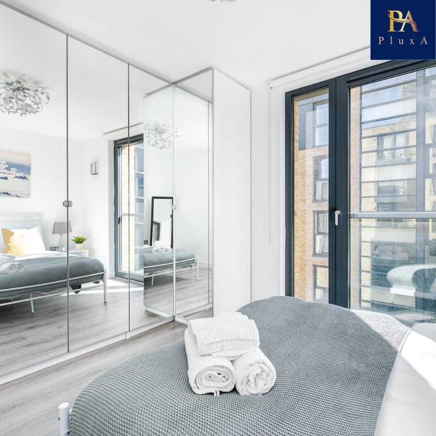 Pluxa Vivid Veranda Beautiful City Centre Apartment With Free Parking Birmingham Exterior foto