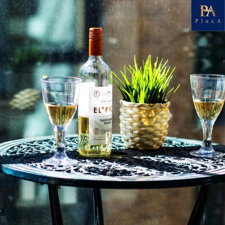 Pluxa Vivid Veranda Beautiful City Centre Apartment With Free Parking Birmingham Exterior foto