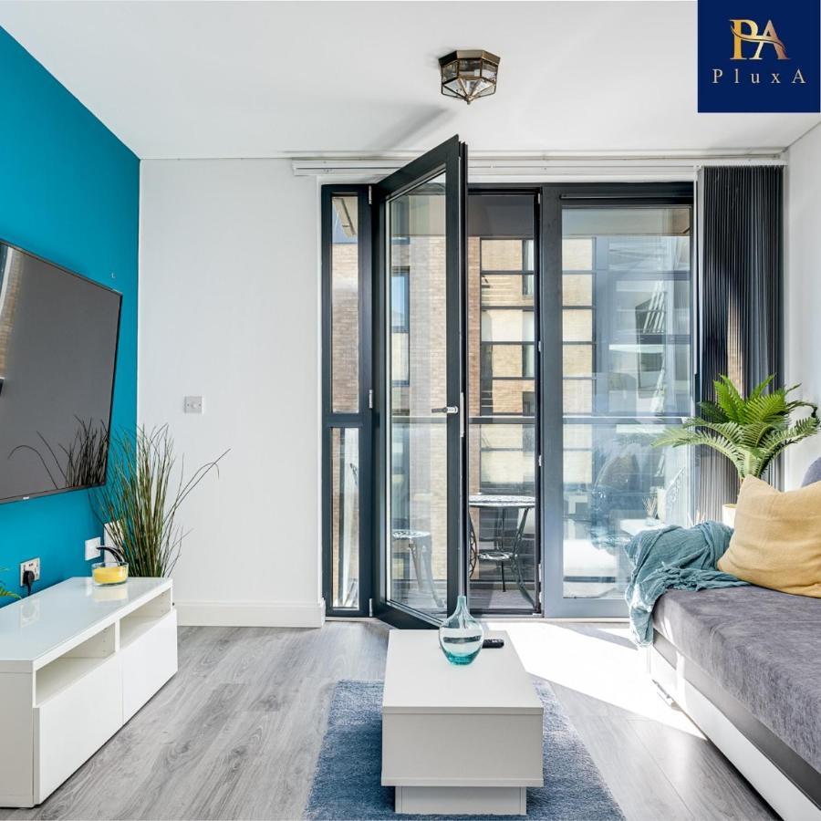 Pluxa Vivid Veranda Beautiful City Centre Apartment With Free Parking Birmingham Exterior foto